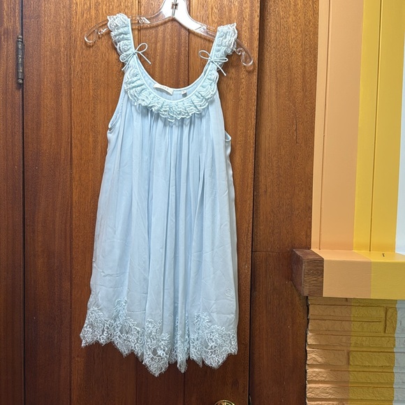 DOEN Cecilia Dress in Alice Blue with Lace Trim - Picture 3 of 7